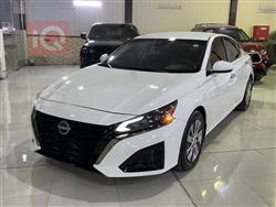 نيسان ألتيما